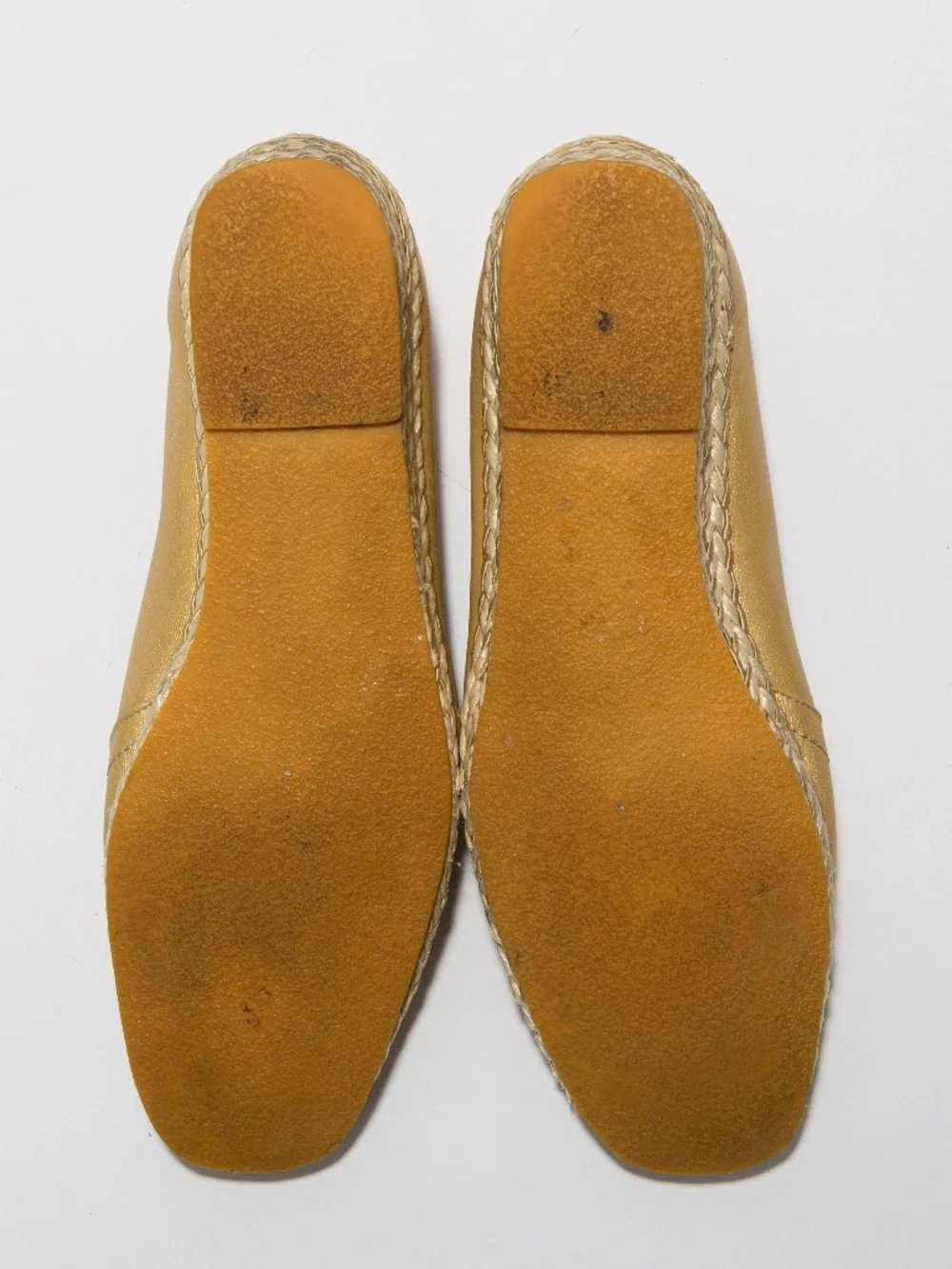 Andre Assous gold leather espadrille wedge 7.5